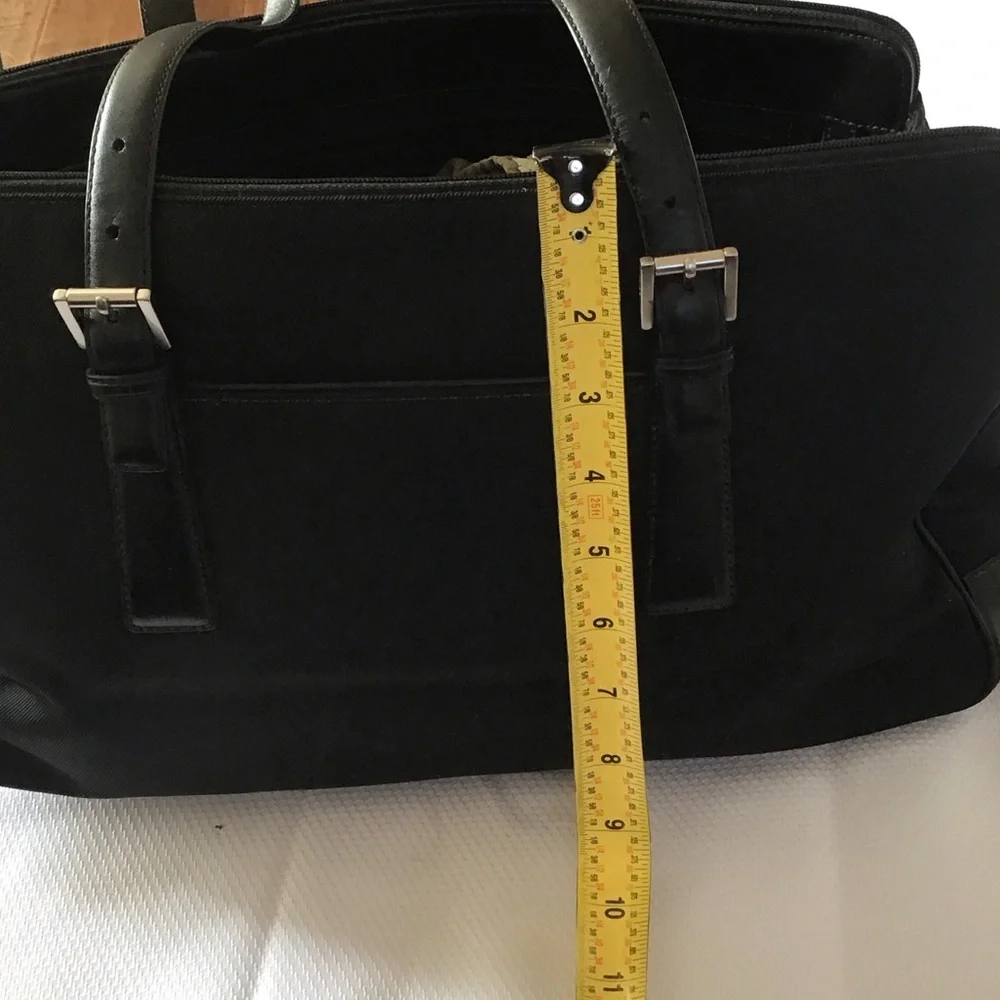 ✔️Coach Vintage Black Leather Travel or Office Bag, EUC